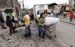 Toque de recolher não impede saques após tremor no Chile; polícia prende 55